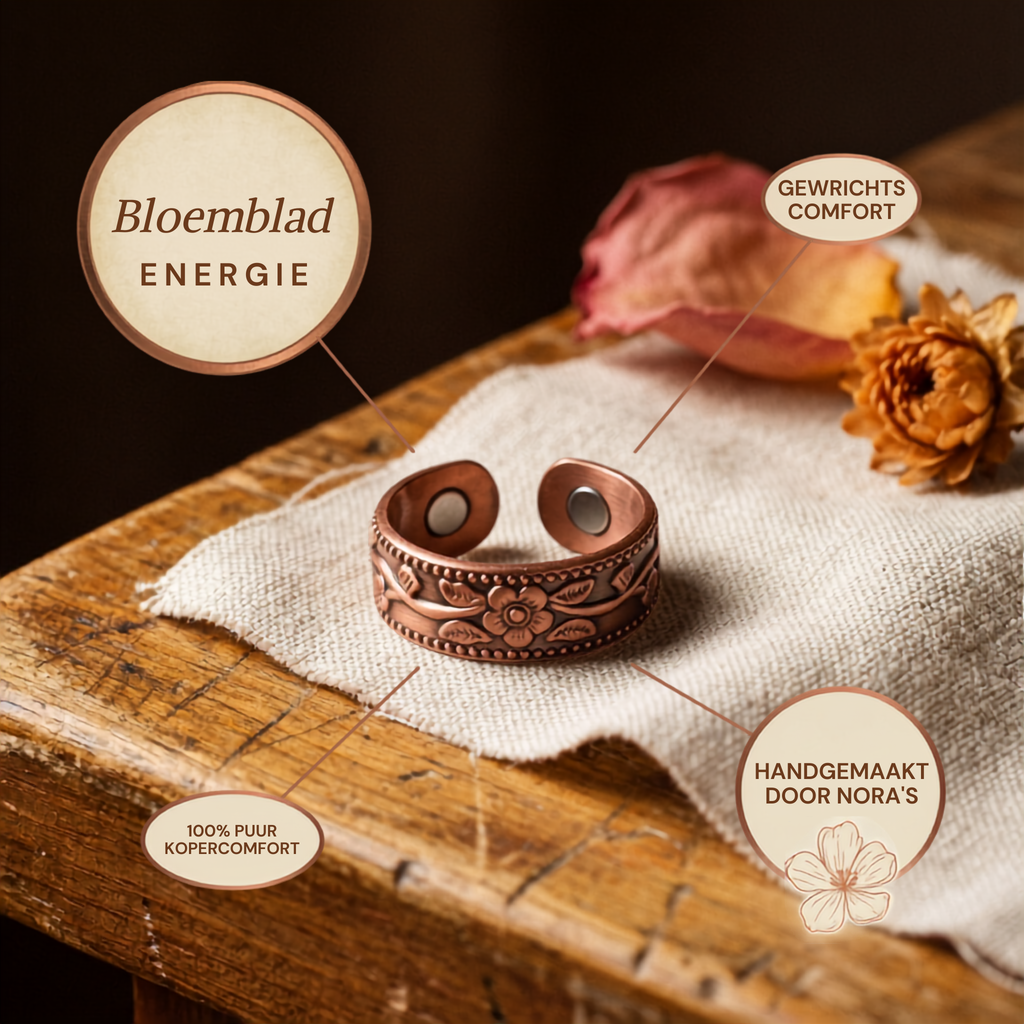 Nora's Bloemblad Koperen Ring