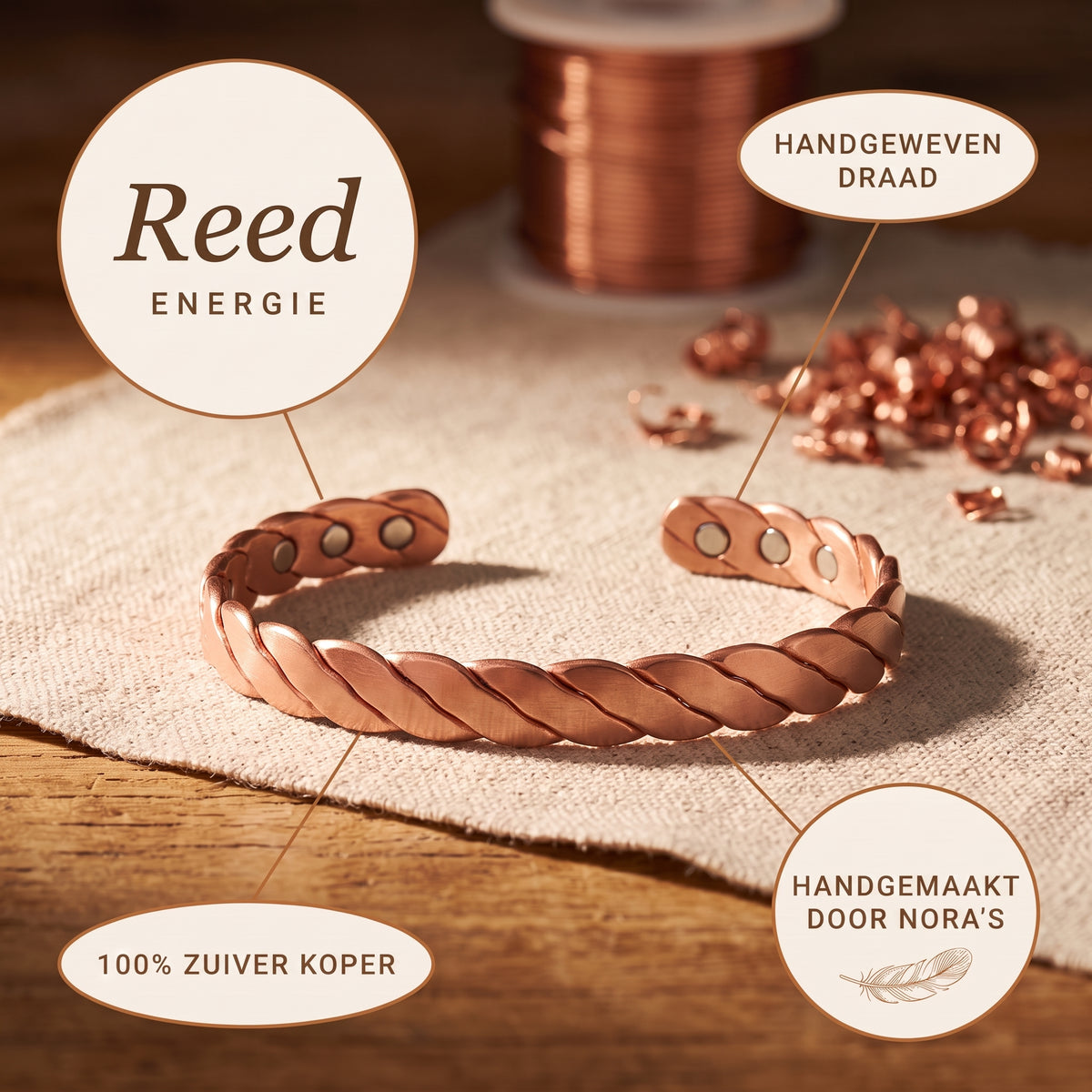 Nora's Riet Koperen Armband