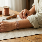 Nora's Drijfhout Koperen Armband