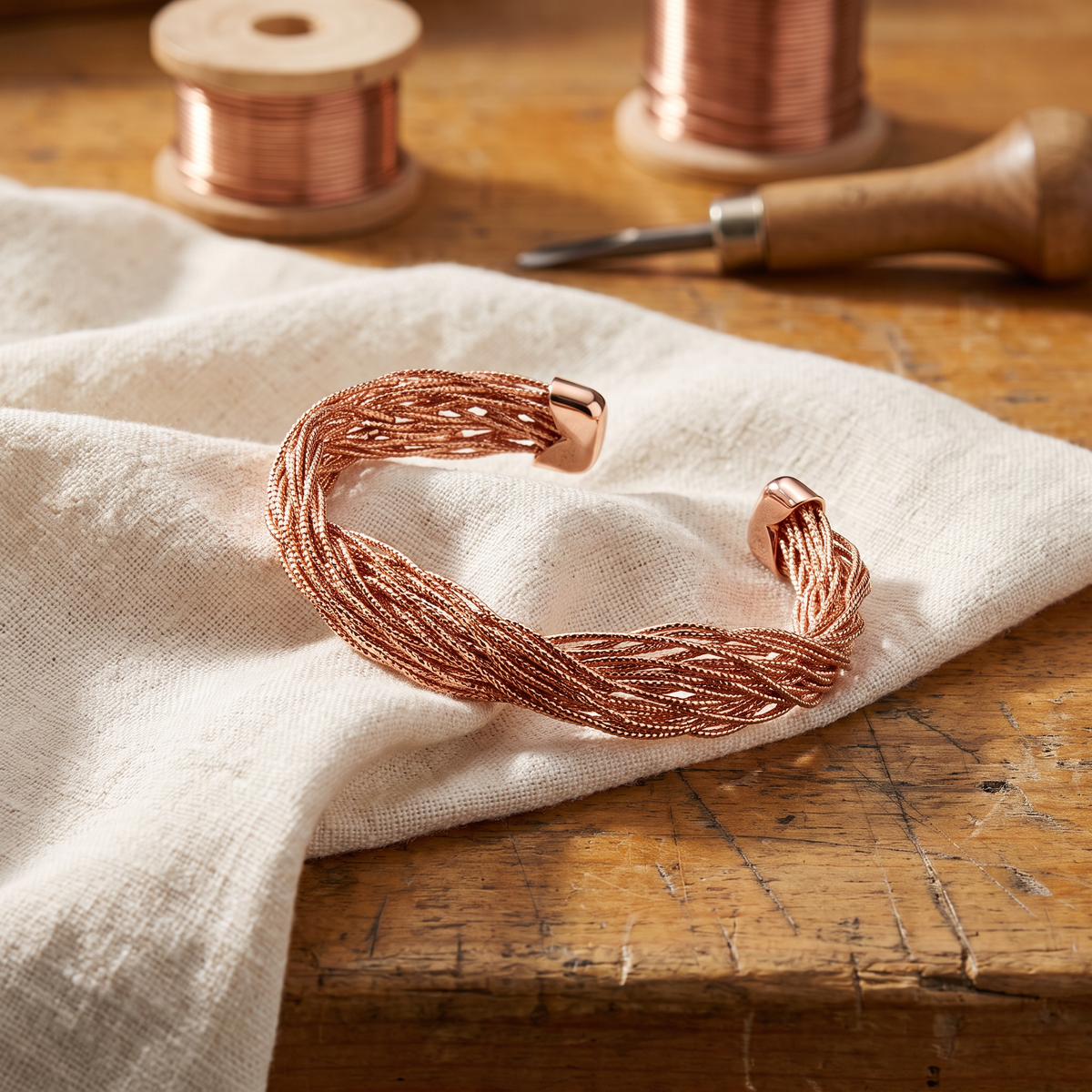 Nora's Vink Koperen Armband