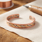 Nora's Bloemknop Koperen Armband