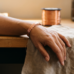 Nora's Riet Koperen Armband